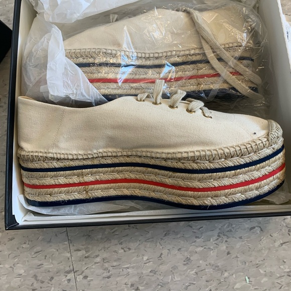 Brand new Gucci Logo Canvas Platform Espadrilles Sneakers Beige - Picture 2 of 7